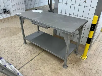 S/S working table – kavel bij Dome Auctions, Neuss