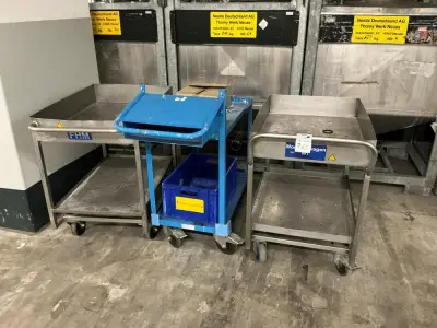 Trolley (3x) – kavel bij Dome Auctions, Neuss