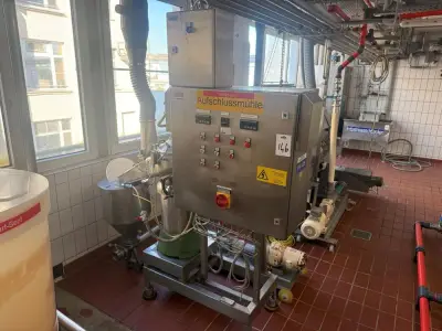1975 Koruma 4 Corundum disc mill – kavel bij Dome Auctions, Neuss