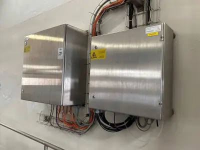 S/S control cabinet (2x) – kavel bij Dome Auctions, Neuss