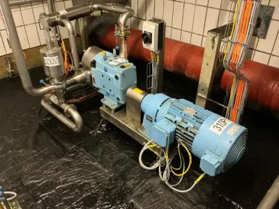 Waukesha 130U2 Pump – kavel bij Dome Auctions, Neuss