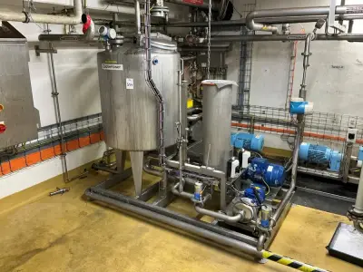 Pump station with storage tank – kavel bij Dome Auctions, Neuss