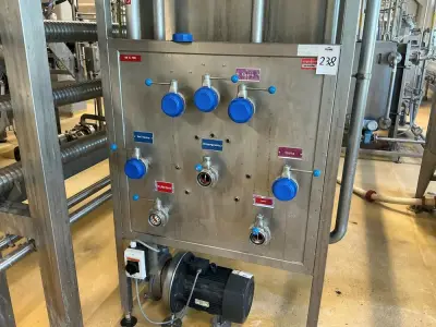 Flow plate – kavel bij Dome Auctions, Neuss