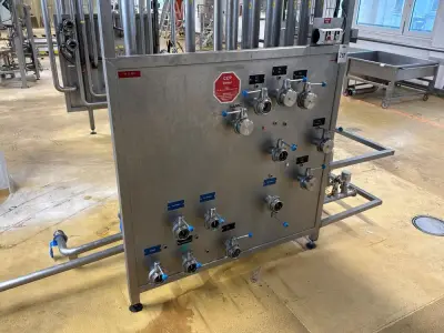 Flow plate – kavel bij Dome Auctions, Neuss