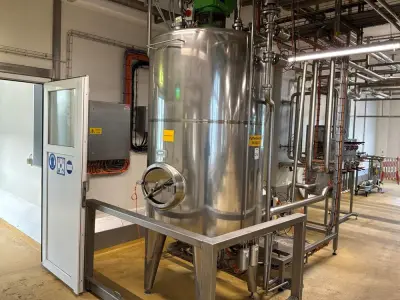 2000 Moeschle Behälterbau GmbH S/S storage tank 2.100L – kavel bij Dome Auctions, Neuss