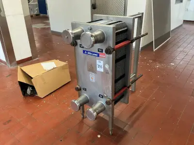 1994 Alfa Laval M10-MFHC Plate heat exchanger – kavel bij Dome Auctions, Neuss