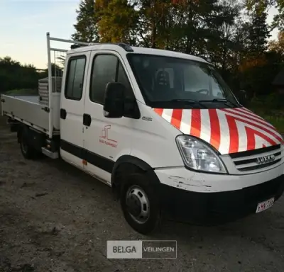 IVECO DAILY lichte vrachtwagen met kipbak – kavel bij Belga Veilingen