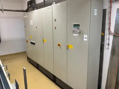 control cabinet – kavel bij Dome Auctions, Neuss