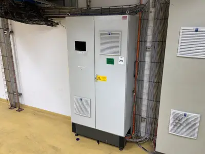 control cabinet – kavel bij Dome Auctions, Neuss
