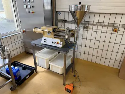 1987 Wurschum PS 600-HS Filling machine – kavel bij Dome Auctions, Neuss