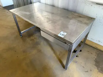 S/S working table – kavel bij Dome Auctions, Neuss