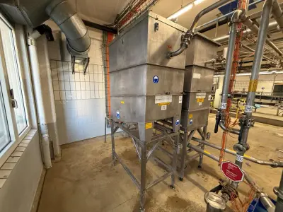 S/S vertical storage tank – kavel bij Dome Auctions, Neuss