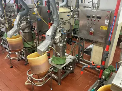 Koruma Corundum disc mill – kavel bij Dome Auctions, Neuss