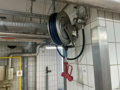 2008 Rettinger S/S water hose reel – kavel bij Dome Auctions, Neuss