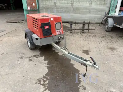 SDAH Arbeitsmaschine Kompressor KAESER M20 – kavel bij IVG, Bissendorf