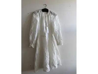 1 Original SET Kleid,weiß, Gr. 36, neuwertig – kavel bij Zoll-Auktion, Mainz