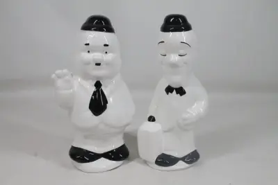 Vintage keramische beeldjes: Laurel en Hardy – kavel bij De Kringwinkel, Brecht