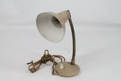 Vintage metalen bureaulamp met flexibele hals – kavel bij De Kringwinkel, Brecht