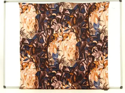 Escada By Margaretha Ley made in Itally 100% zijden foulard in herfstkleuren – kavel bij De Kringwinkel, Antwerpen