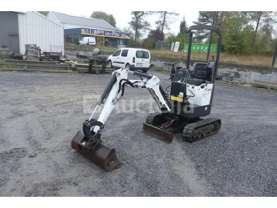 Bobcat E10 Mini Crawler Graafmachine (2017-1.400-serie:A33P16185) – kavel bij Auctelia, Tintigny