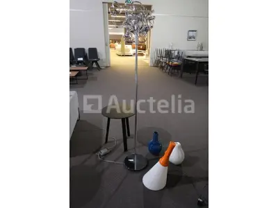 Meubelset met versieringen – kavel bij Auctelia, Mont-de-l'Enclus