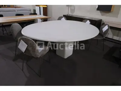 Tafel met stoelen – kavel bij Auctelia, Mont-de-l'Enclus