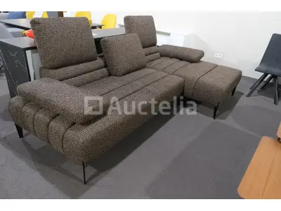 Hoekbank – kavel bij Auctelia, Mont-de-l'Enclus