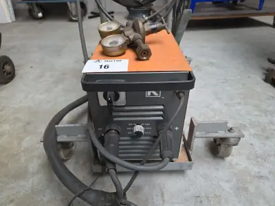 Compact lastoestel UTP 200 GW – kavel bij Auctim, Mortsel