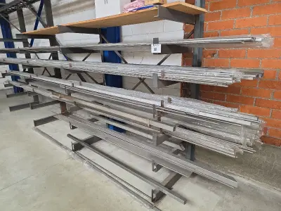 (157x) Diverse inox NN – kavel bij Auctim, Mortsel