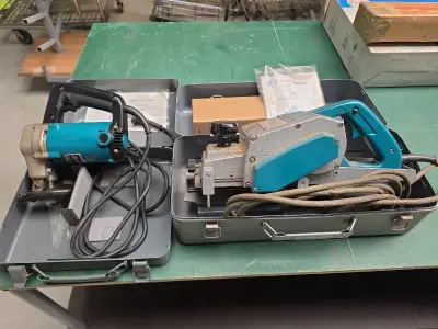 (2x) Elektrische gereedschappen Makita – kavel bij Auctim, Mortsel