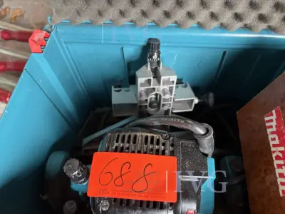 Oberfräse MAKITA RP 2300 FC – kavel bij IVG, Kirchlengern