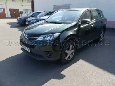 1 Toyota RAV4 2.2 D-4D DPF 4x4 *AHK – kavel bij Zoll-Auktion, Potsdam