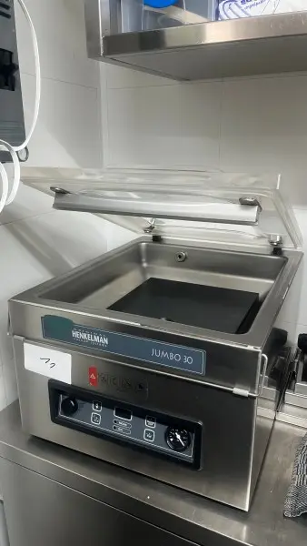 Lot n° 11 — machine sous vide professionnelle henkelman jumbo 30 – kavel bij Auctionline