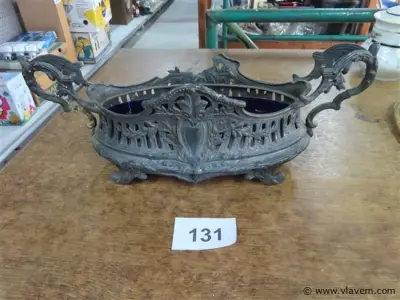 Oude cache-pot, beschadigd – kavel bij Vlavem