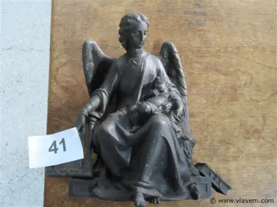 Beeld engel – kavel bij Vlavem