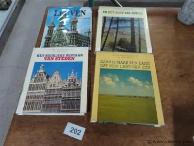 Boeken 4 stuks – kavel bij Vlavem