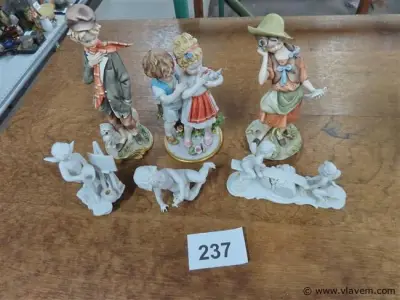 Beeldjes 6 stuks – kavel bij Vlavem