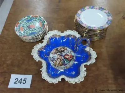 Bordjes en serveerschaal – kavel bij Vlavem