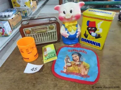 Lot verzamelobjecten – kavel bij Vlavem