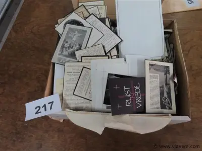 Lot doodsprentjes en diversen – kavel bij Vlavem