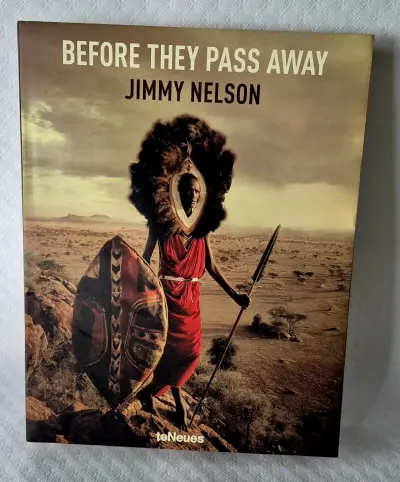 fotoboek "Before They Pass Away", Jimmy Nelson – kavel bij De Kringwinkel, Lochristi