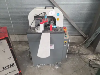 Freesmachine BSM – kavel bij Auctim, Verrebroek