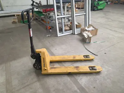 manuele transpallet Totalsource TRP0007 – kavel bij Auctim, Verrebroek