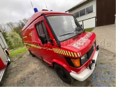 1 Mercedes-Benz 308 – kavel bij Zoll-Auktion, Bönen