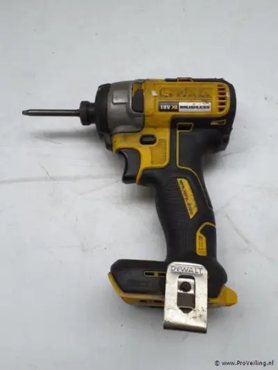 DeWALT accuboormachine DCF887, type 10 - 18V – kavel bij ProVeiling, Waddinxveen