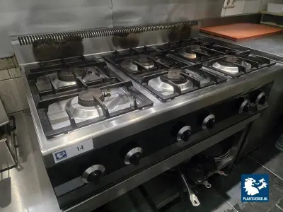 1 x GGMGastro 6-pits RVS tafelmodel gasfornuis met RVS 2-etage werktafel – kavel bij Plaats Je Bod, Amsterdam