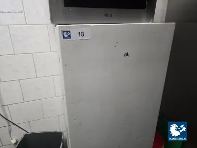 1 x OK vrieskast – kavel bij Plaats Je Bod, Amsterdam