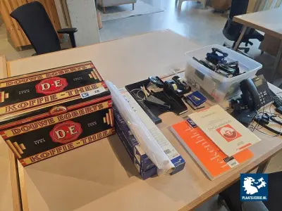 1 x Partij divers kantoorgerief – kavel bij Plaats Je Bod, Amsterdam
