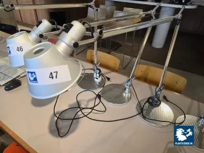 1 x Artemide Tolomeo bureaulamp – kavel bij Plaats Je Bod, Amsterdam