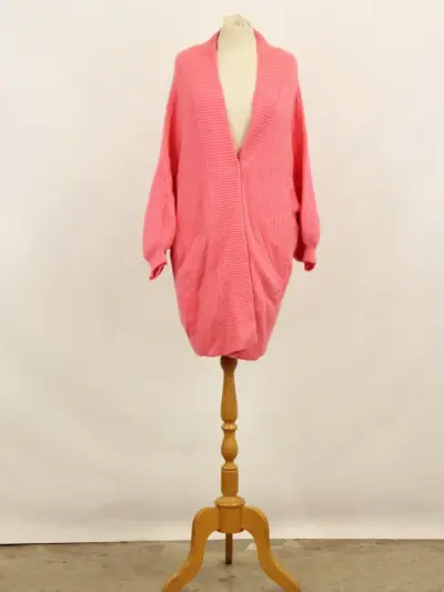MaxMara roze oversized gebreid vest met zakken - maat L – kavel bij De Kringwinkel, Antwerpen